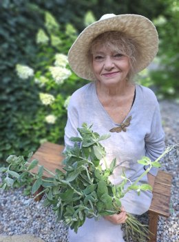 Anna Seniuk - Księga ziół i nie tylko